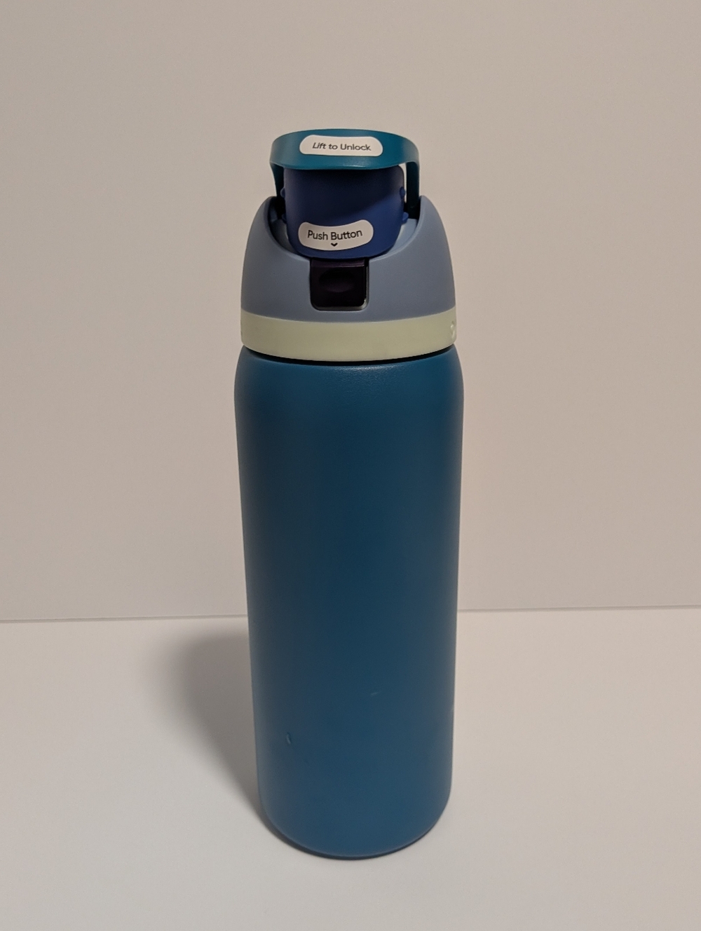 Owala FreeSip Insulated Stainless Steel Water Bottle with Straw, BPA-Free Sports